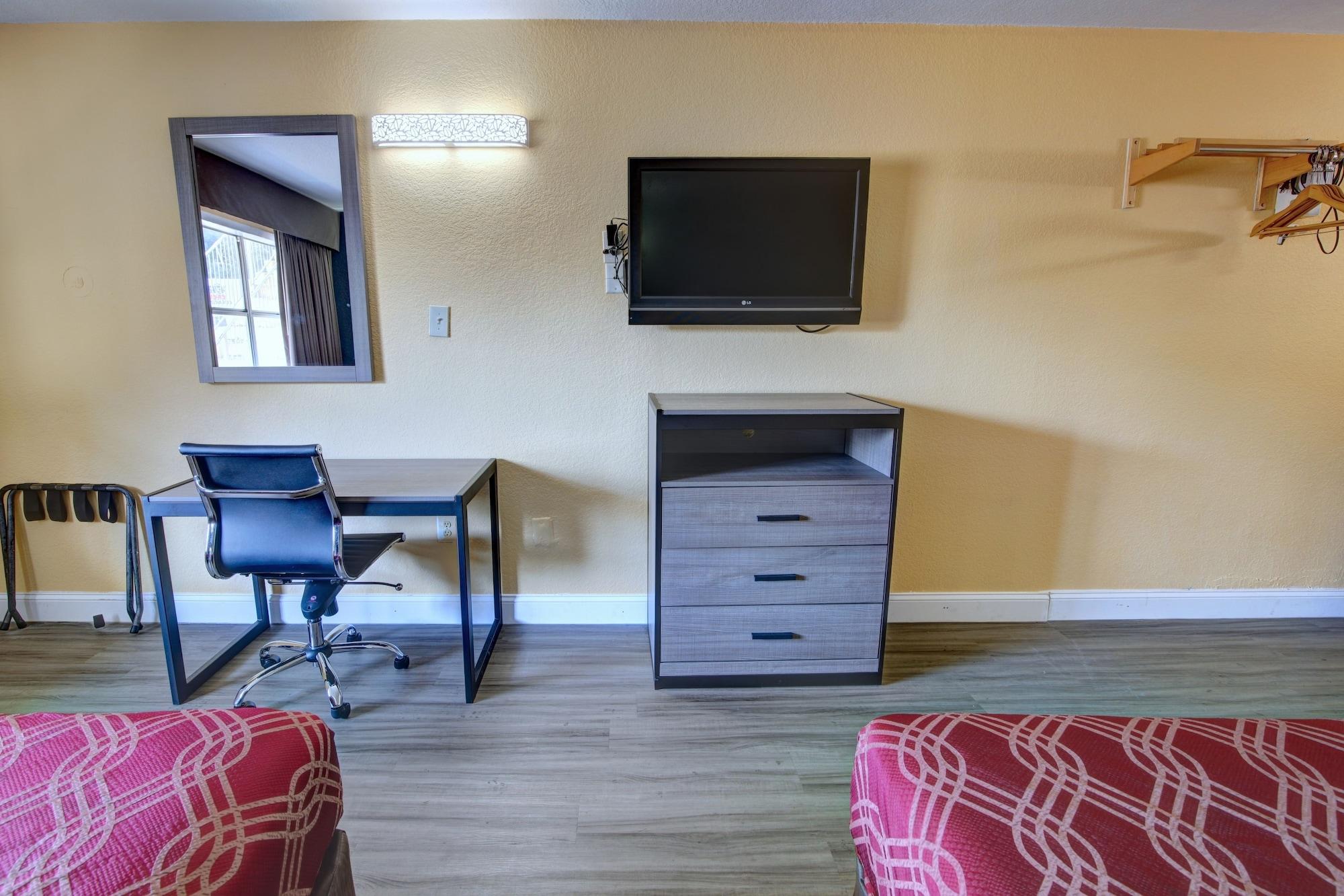 Econo Lodge At Military Circle Norfolk Eksteriør bilde