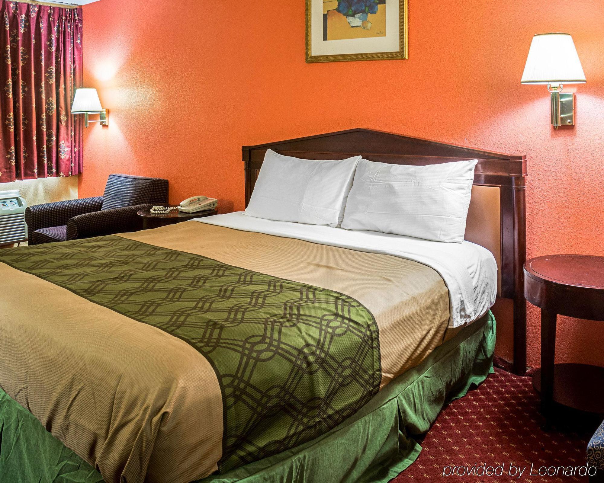 Econo Lodge At Military Circle Norfolk Eksteriør bilde