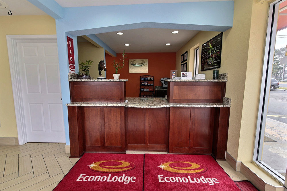 Econo Lodge At Military Circle Norfolk Eksteriør bilde
