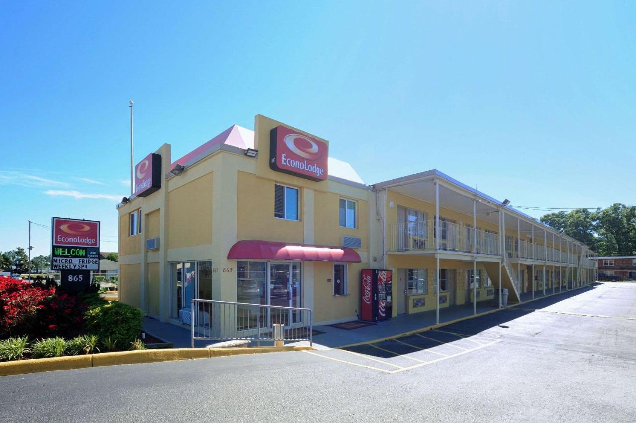 Econo Lodge At Military Circle Norfolk Eksteriør bilde
